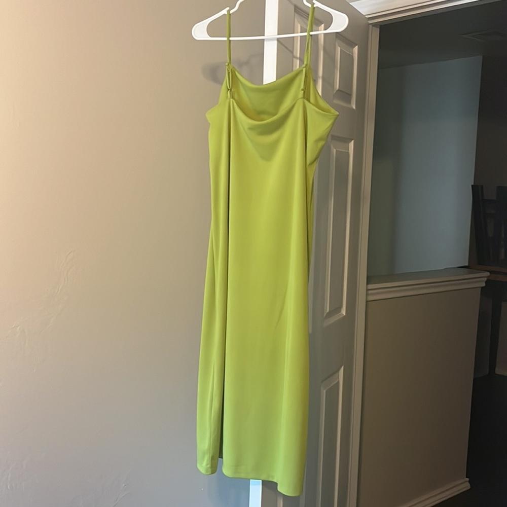 H&M - Picture 2 of 2